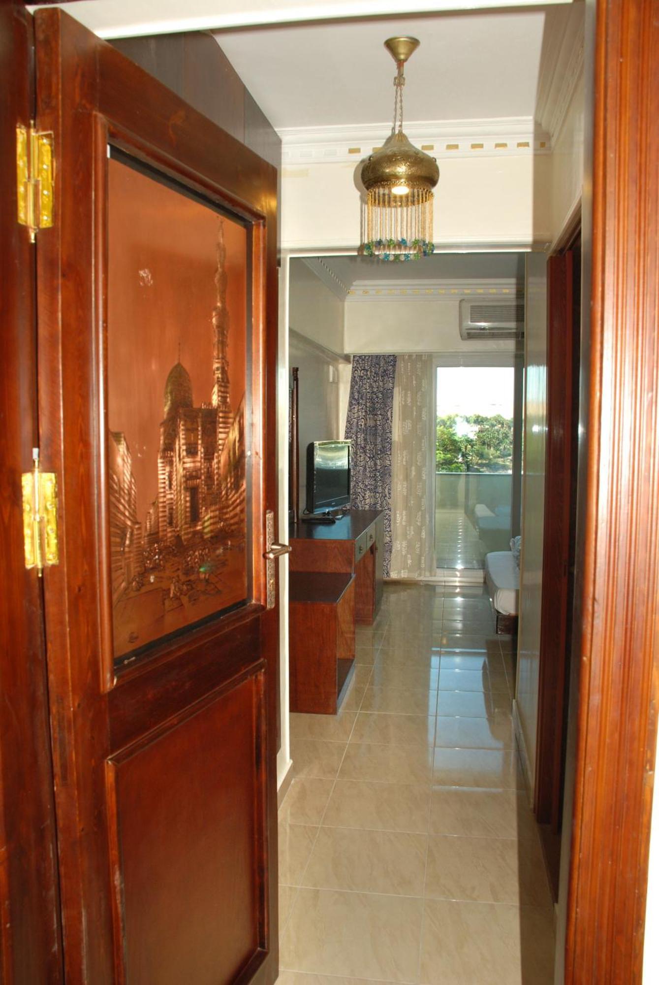 Philae Hotel Asszuán Kültér fotó